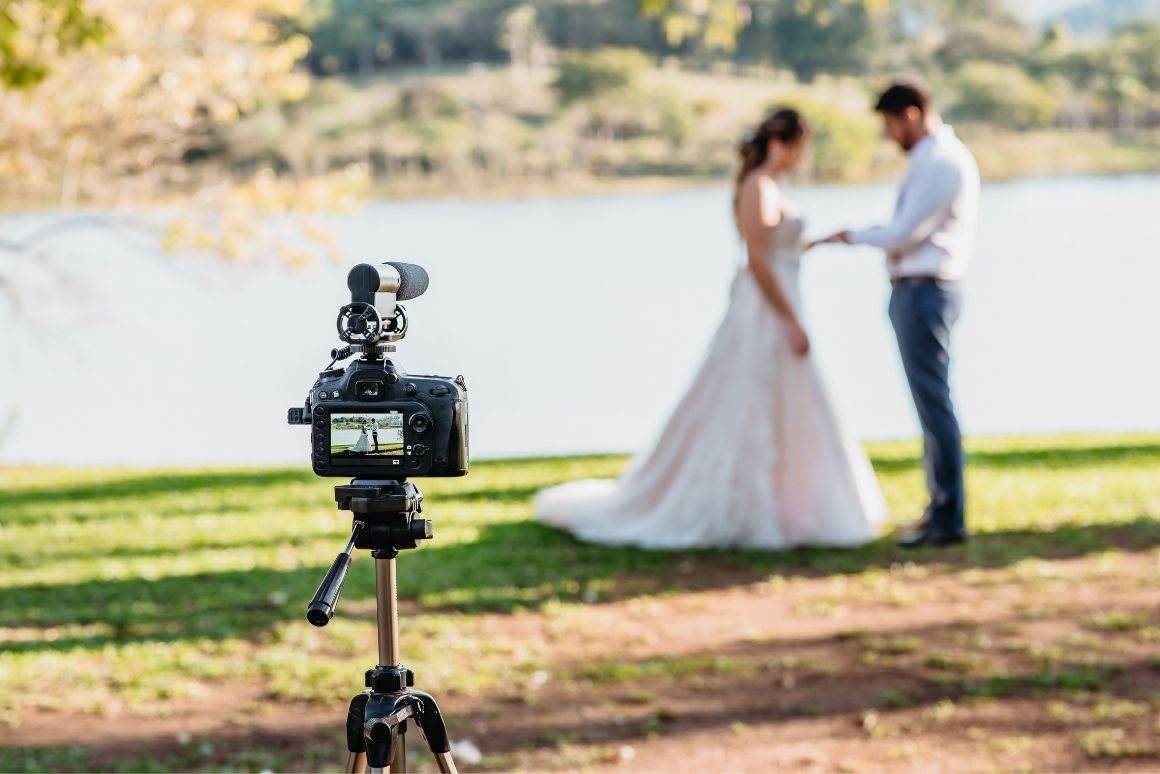 Read more about the article Dlaczego warto zdecydować się na filmowanie ślubu?